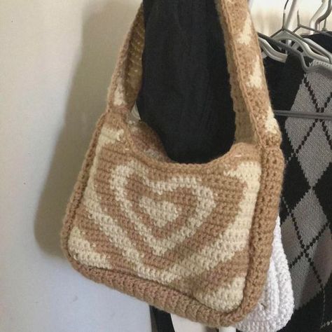 Powerpuff crochet bag crochet bag aesthetic #crochetbagaesthetic #crochet #crochetbag #crochetbags 2.564 Powerpuff Crochet Bag, Crochet Bag Brown, Big Crochet Bag, Crochet Bag Cute, Crochet Bag Base, Brown Crochet Bag, Crochet Bag Aesthetic, Crochet Star Bag, Black Crochet Bag