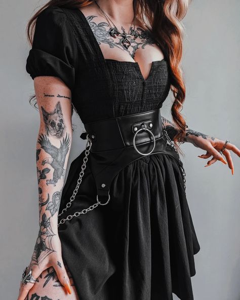 Mini Corset Dress Outfit, Corset Belt Dress Outfit, Black Dress With Corset Belt, Modern Gothic Outfits, Alternative Dress Outfit, Black Corset Belt Outfit, Black Dress Classy Outfit, Modern Corset Outfit, Black Glam Outfit