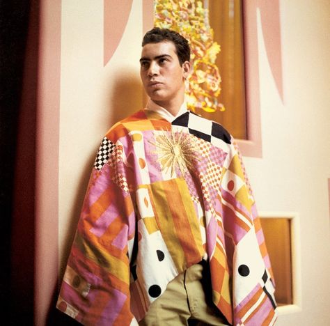 alexander girard. a designer's universe exhibition at the vitra design museum Rudi Gernreich, Todd Oldham, Photo Pinterest, Unisex Looks, Poncho Design, Alexander Girard, Vitra Design Museum, Hollywood Costume, Messy Nessy Chic