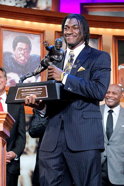 Baylor Football, Robert Griffin Iii, Heisman Trophy Winners, Texas Sports, American Athletes, Heisman Trophy, Texas Football, Baylor University, Baylor Bear