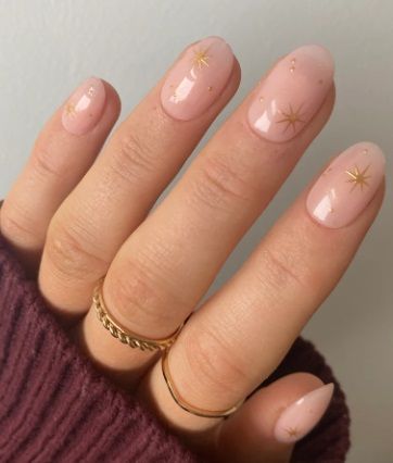 Natural Nail Designs, Custom Press On Nails, Her Nails, Round Nails, Star Nails, Neutral Nails, Gel Nail Designs, Xmas Nails, White Leaf