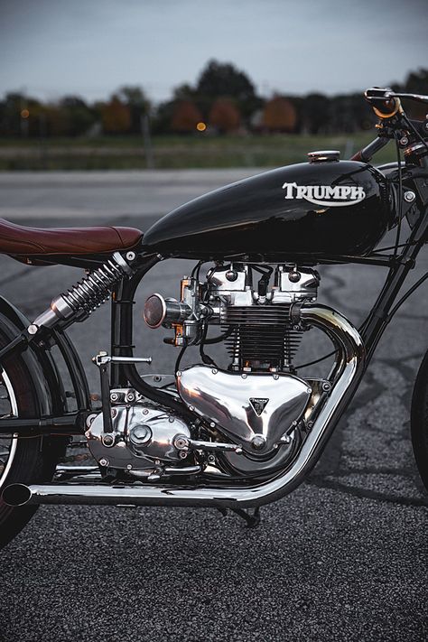 ‘60 Triumph TR6 – The Gasbox - Pipeburn Triumph Motorbikes, Triumph Cafe Racer, Triumph Motorcycle, Triumph Bobber, Triumph Bikes, Мотоциклы Cafe Racers, Triumph Tr6, British Motorcycles, Custom Bobber