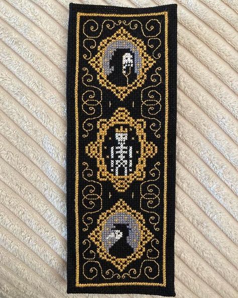 Grim Reaper Embroidery, Crosstitch Bookmark, Crown Cross Stitch, Cross Stitch Bookmark Patterns, Golden Portrait, Black Cross Stitch, Portrait Frames, The Plague Doctor, Cross Stitch Bookmark