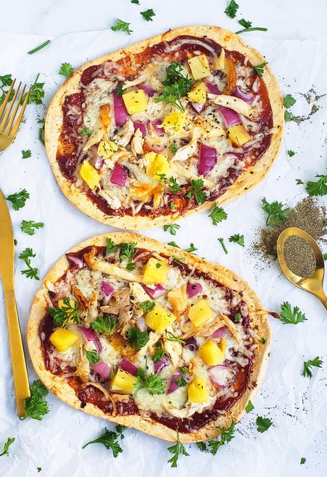 Bbq Chicken And Pineapple, Bbq Chicken Flatbread Pizza, Bbq Pineapple, Chicken And Pineapple, Chicken Flatbread Pizza, Ww Lunch, Flatbread Pizzas, Flatbread Pizza Recipes, Chicken Pineapple