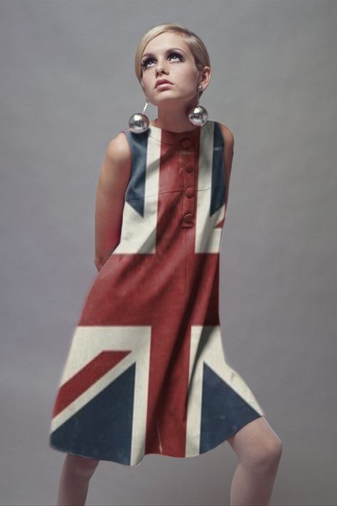 Union Jack Twiggy! 60s Fashion Illustration, Colleen Corby, Twiggy Fashion, Patti Hansen, Pattie Boyd, Jean Shrimpton, Lauren Hutton, Sixties Fashion, British Flag