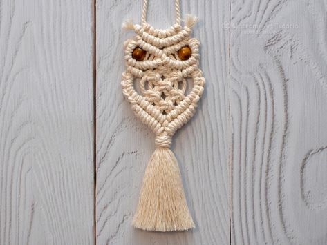 Macrame Owl Keychain, Macrame Wedding Decor, Owl Tutorial, Owl Keychain, Macrame Table Runner, Macrame Owl, Macrame Supplies, Macrame Wedding, Small Macrame