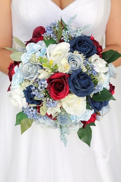 30 Independence Day Wedding Ideas ❤️ independence day wedding bouquet with bright red white and blue roses 4th of july budgetbride #weddingforward #wedding #bride #independencedaywedding Red White Blue Wedding, July 4th Wedding, Patriotic Wedding, Red Bouquet Wedding, Blue Wedding Bouquet, Red Bouquet, Red Rose Bouquet, Blue Wedding Flowers, July Wedding