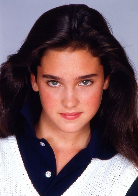 Jennifer Connelly - Modeling shot, 1982. Jennifer Conely, Jennifer Connelly Young, Childhood Crushes, Phoebe Cates, Jennifer Connelly, Hollywood Celebrities, Vintage Beauty, Pretty Woman, Movie Stars