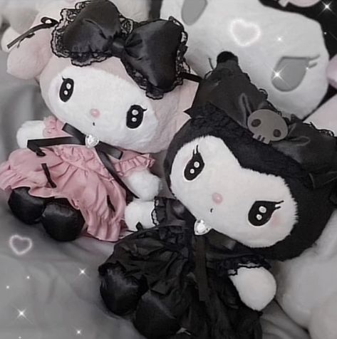 Hello Kitty Themes, Hello Kitty Aesthetic, Melody Hello Kitty, Hello Kitty Iphone Wallpaper, Kawaii Plushies, Hello Kitty Pictures, Hello Kitty Items, Cute Stuffed Animals, Cute Plush