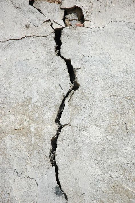 Cracked Wall Drawing, Wall Cracks Drawing, Cracks Photography, Cracks In Wall, Cracked Pavement, Crumbling Wall, Earth Texture, Broken Wall, Cracked Wall