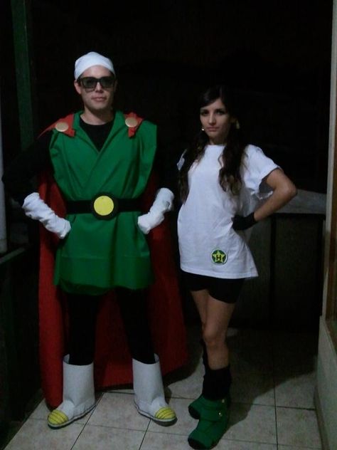 Dragon Ball Couple Costume, Dragon Ball Z Couples Costume, Great Saiyaman Cosplay, Geek Halloween Costumes, Anime Couple Halloween Costumes, Dragon Ball Costume, Videl Dragon Ball Z, Dragonball Cosplay, Videl Dragon Ball