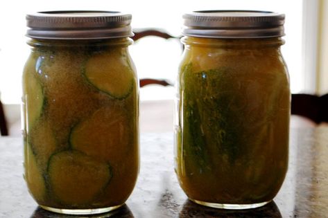 Sour Mustard Pickles Recipe, New Pickles Recipe, Mustard Pickles Recipe, Mustard Pickle Recipe, Easy Pickling Recipes, Easy Pickle, Cucumber Tea Sandwiches, Pickles Recipe, Fermented Pickles