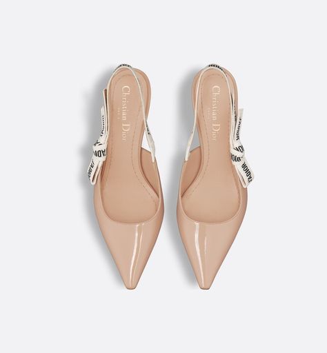 J'Adior Slingback Pump Nude Patent Calfskin | DIOR Dior Heels, Dior Atelier, Feminine Shoes, Dior Star, Icon Shoes, Fashion Shoes Heels, Ballerina Pumps, Heart Shoes, Dior Book Tote