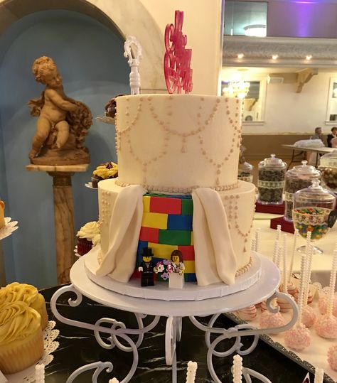 LEGO peek a boo wedding cake Peek A Boo Wedding Cake, Peekaboo Wedding Cake, Hiking Cake, Boo Dog, Dog Wedding Cake, Boo The Dog, Wedding Dessert, Wedding 2024, Dog Wedding