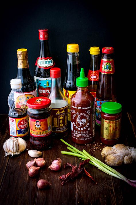 Asian Pantry Essentials Asian Pantry, Asian Ingredients, Asian Sauces, Chinese Bbq Pork, Recipes Authentic, Asian Sauce, Asian Kitchen, Thai Cooking, Easy Asian Recipes