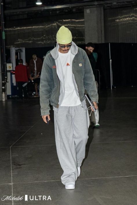 Carhartt Detroit Jacket, workwear, oversized outfit, cozy fall, Bella Hadid fit, streetstyle, instagram photo ideas, winter outfit, carhartt jacket girls, grey coat outfit, fall fashion, winter fashion, fall outfits 2023, uni outfit, uni girl outfit, Carhartt double knee pants, Carhartt carpenter pants, fall fit inspo, north face puffer, vintage clothing, vintage north face, vintage carhartt, jacob elordi, north face jacket fit, jacob elordi style, hailey bieber fashion, fall fit, faded carhartt Carhartt Hoodie Outfit, Carhartt Detroit Jacket Outfit, Hooded Jacket Outfit, Carhartt Hoodies, Thrift Outfits, Carhartt Hooded Jacket, Jordans Outfits, Baggy Outfit Ideas, Vintage Carhartt Jacket