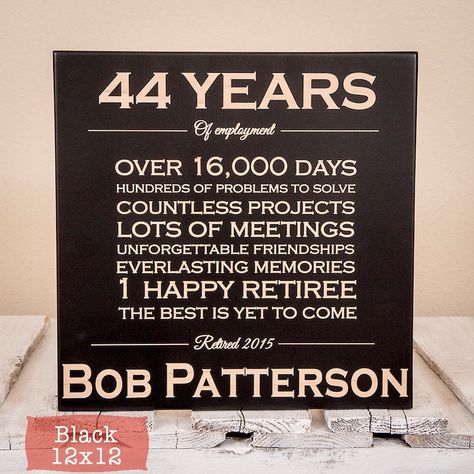 Personalized Retirement Gift Retirement Gifts Retirement #gadget Retirement Plaques, Best Retirement Gifts, Personalized Retirement Gifts, Retirement Gifts For Men, Retirement Party Decorations, Retirement Celebration, Card Scrapbook, Retirement Gifts For Women, Teacher Retirement