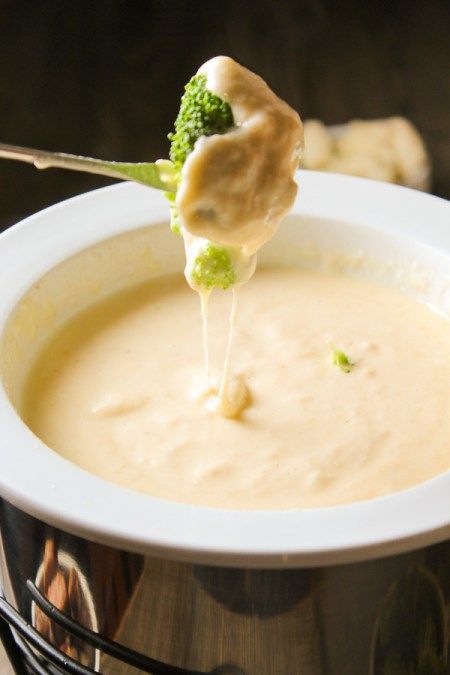 Keto Cheese Fondue, Keto Fondue, Keto Apps, Fondue Recipes Cheese, Keto Sauces, Fondue Recipes, Keto Cheese, Pigeon Forge, Bone Broth