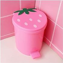 Kawaii Trash Can, Desk Trash Can, Trash Can With Lid, Kitchen Trash Cans, Pink Bedrooms, Garbage Bags, Cute Desk, Carpet Cleaner, Garbage Can