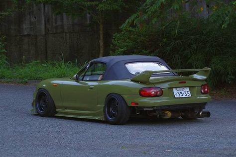 Miata Mods, Nb Miata, Mx5 Nb, Cheap Sports Cars, Good Looking Cars, Kei Car, Mazda Mx5 Miata, Miata Mx5, Car Inspiration