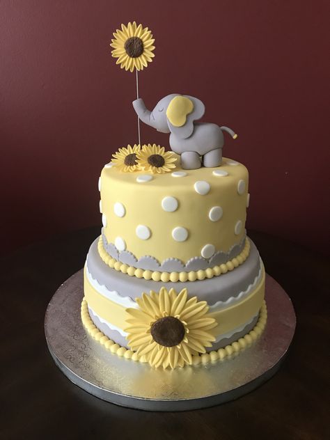 Elephant Baby Shower Theme Girl, Gateau Baby Shower Garcon, Elephant Baby Shower Cake, Sunflower Baby Shower, Elephant Cake, Elephant Baby Shower Decorations, Sunflower Baby Showers, Baby Shower Cakes Girl, Elephant Cakes