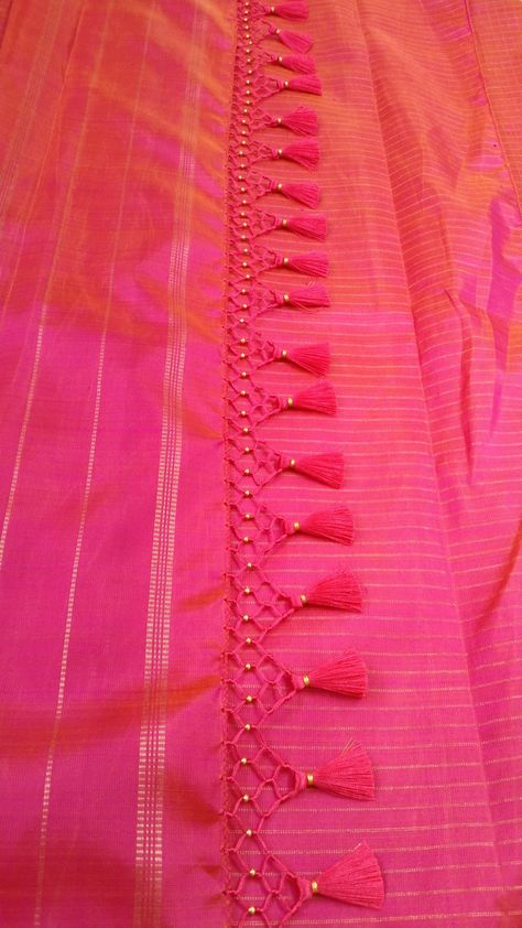 Sari Pallu Resa, Saree Resa New, Simple Kuchu Designs Saree Latest, Saree Palu Resa Design, Sadi Gonde Designs, Saree Resa New Design, Sadi Resa Design, Saree Pallu Tassels, Saree Pallu Kuchu Designs