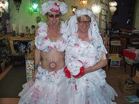 Funny Wedding Dress, Ugly Wedding Dress Funny, Bad Wedding Dresses, Cringey Wedding, Ugliest Wedding Dress Funny, Cringe Wedding, Horrible Wedding Dress, Trashy Wedding, Strange Wedding