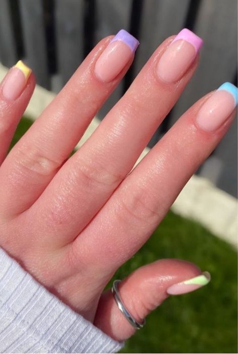 Coffin French, French Tip Gel Nails, French Tip Nail Art, Gel Nails French, Acrylic French, Pastel Nails Designs, French Tip Nail Designs, Simple Gel Nails, French Tip Acrylic Nails