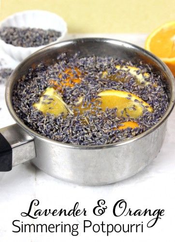 Homemade Potpourri, Lavender And Orange, Simmer Pot Recipes, Stove Top Potpourri, Simmering Potpourri, Potpourri Recipes, Deep Cleaning Hacks, Simmer Pot, Diy Scent