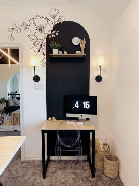 Room Decor Hostel, Black Accent Wall Living Room, Hostel Room Makeover, House Paint Design, Arch Home, Piano Wall, Home Command Center, Hotel Barcelona, Hostel Room