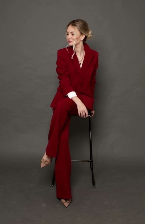 Formal Poses For Women, Podcast Outfit Women, Formal Poses Women, Business Shoot Women, Business Poses For Women, Red Suit Women, Red Suits For Women, Business Suit Women, Business Portraits Woman