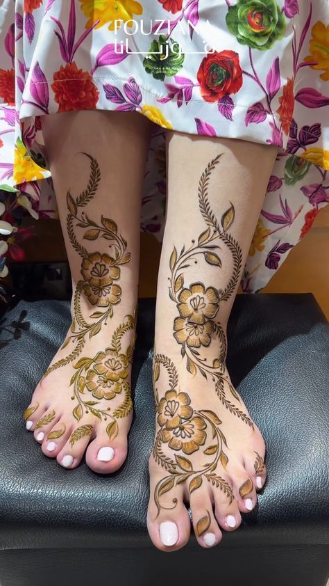 #mendhidesign #mendhiideas  #tattoosideas  #footmendhi  #design2024 Henna For Legs Design Simple, Basic Henna, Henna Crown, Feet Mehendi, Leg Mehendi Design, Crown Tattoos For Women, Leg Henna Designs, Elegant Henna, Crown Tattoos