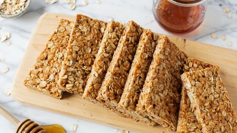 Ever wonder how Nature Valley™ Oats ‘n Honey bars are made? See for yourself with this DIY-version of the classic granola bar that’s packed with simple, wholesome ingredients. Honey Bars, Nature Valley Granola, Lunchbox Recipes, Honey Granola, Granola Recipe Bars, Nature Valley, Oats And Honey, Honey Oats, Granola Bar