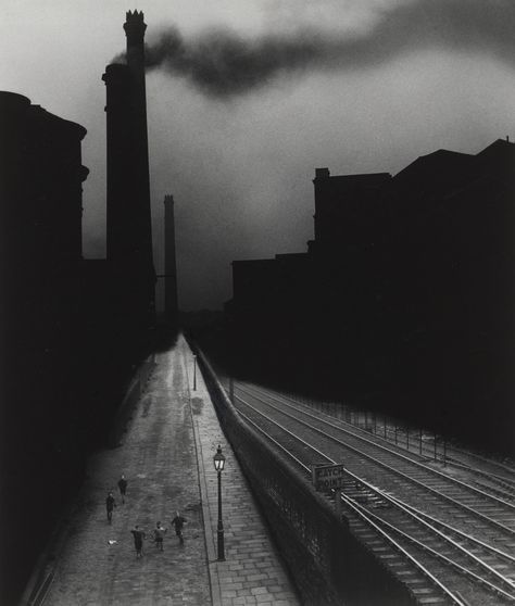 Bill Brandt Photography, Bill Brandt, Black And White City, Industrial Photography, Man Ray, Great Photographers, Train Tracks, Urban Photography, Bw Photo