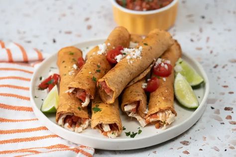 Egglife | shredded chicken taquitos Egg White Wraps, Egg Whites Wrap, Ww Food, Enchilada Bake, Breakfast Enchiladas, Chicken Taquitos, Keto Lifestyle, High Protein Low Carb, Low Carb Gluten Free