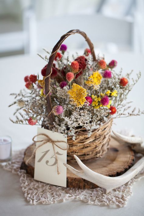 Dried Flower Basket Centerpiece Fall Dried Flower Arrangements Wedding, Dried Flower Wedding Centerpieces, Dried Centerpiece, Diy Dried Flowers Crafts, Dried Flower Centerpiece Wedding, Fall Dried Flower Arrangements, Dried Floral Centerpieces, Dried Flower Centerpiece, Topsfield Fair