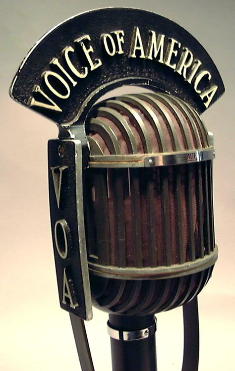 1940s microphone | ... velocity microphone in 1939, and was sold by Altec in 1940s and 1950s 1940s Microphone, 1950s Microphone, 1950s Technology, 1940s Radio, Old Microphone, Retro Microphone, Radio Vintage, Old Time Radio, Antique Radio