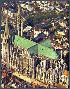 Chartes Cathedral, Chartres France, Chartres Cathedral, Istoria Artei, Cathedral Basilica, Medieval Architecture, Gothic Cathedrals, Cathedral Architecture, Gothic Church