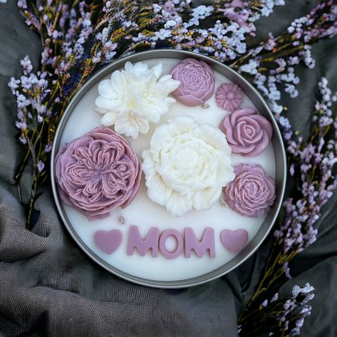 Decorative Soy Wax Candle, Custom Handcrafted Flower Candle for Mothers Day, Birthdays & Thank Yous, Unique Candle Gift Idea for Mom by MeltGlow on Etsy Candle Blends, Natural Candle Scents, Fire Candle, Gift Idea For Mom, Eco Friendly Candles, Candle Ideas, Creative Candles, Unique Candle, Floral Candle