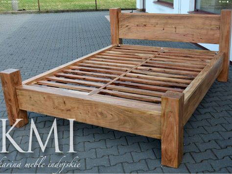 Diy Queen Bed Frame, Diy Queen Bed, Bed Frame Rustic, Wooden Bed Frame Diy, Queen Bed Frame Diy, Wood Bed Frame Diy, Homemade Beds, Rustic Bed Frame, Bed Frame Plans