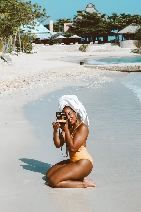 Vintage Polaroid Camera, Jamaica Vacation, Jamaica Travel, Vintage Polaroid, Polaroid Camera, San Sebastian, Travel Diary, Travel Aesthetic, Female Travel