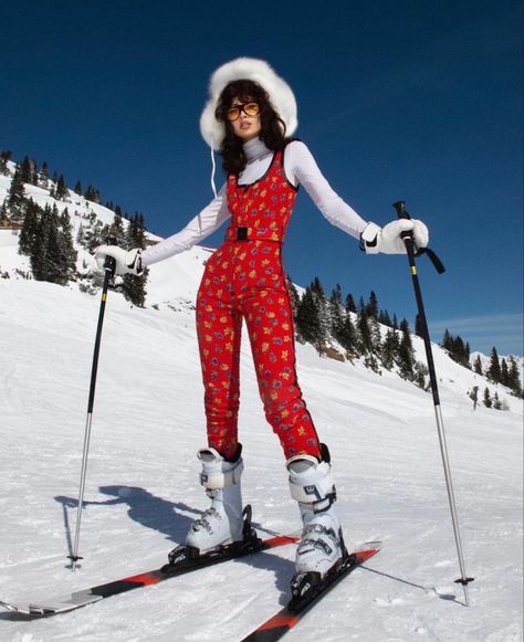 Skii Outfit, Snow Attire, Vintage Ski Outfit, Ssx Tricky, Nadia Lee Cohen, Ski Outfit For Women, Ski Fits, Apres Ski Outfits, Ski Outfits