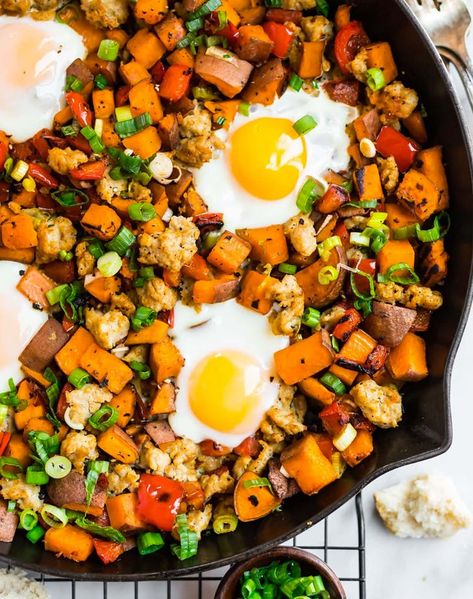 21 Leftover Pork Chop Recipes to Try - PureWow Healthy Skillet Meals, Leftover Pork Chops, Dinner Italian, Italian Turkey, Runny Eggs, Peanut Butter Banana Smoothie, Perfect Healthy Breakfast, Leftover Pork, Hash Recipe