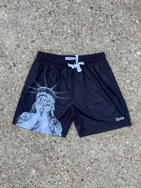 Shorts Design Ideas Men, Mesh Shorts Design, Cool Shorts, Shorts Design, Mens Shorts Outfits, Teen Swag Outfits, Drip Outfit Men, Oversized Blanket, Streetwear Shorts