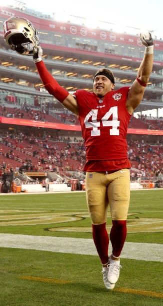 Kyle Juszczyk (@juicecheck44) 49ers Drawing, Kyle Juszczyk, 49ers Nation, Drawing Refrences, Fine Shyt, Football 49ers, Nfl Football 49ers, Jimmy Garoppolo, Forty Niners