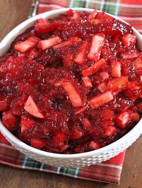 Cranberry Apple Orange Raspberry Pineapple Relish recipe - deliciously sweet and tart. Goes perfectly with turkey. Pineapple Relish Recipe, Cranberry Orange Relish Recipes, Pineapple Relish, Cranberry Jello Salad, Cranberry Salad Recipes, Cranberry Orange Relish, Cranberry Jello, Orange Raspberry, Relish Recipe