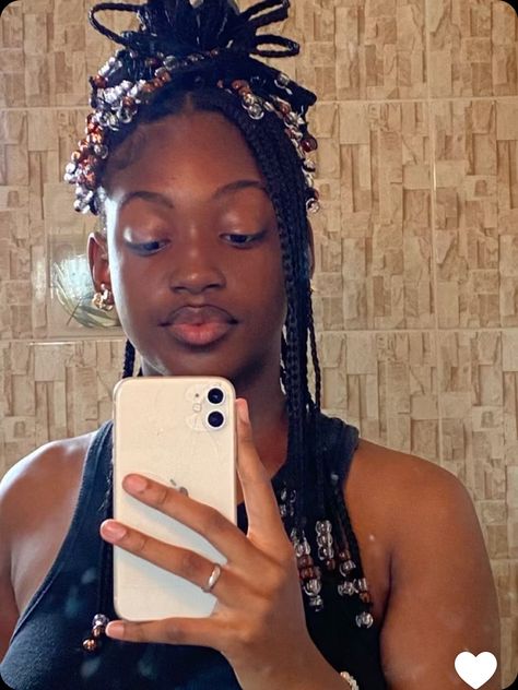 Fine Girl Wallpaper, Aesthetic Blurry Mirror Selfie, Fake History, Shopify Business, Image Swag, Army Women, Dark Skin Beauty, Black Femininity, Insta Profile Pic