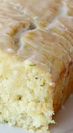 Glazed Lemon Zucchini Bread Recipe, Salad Caprese, Zucchini Recipes Dessert, Lemon Zucchini Bread, Lemon Zucchini, Bread Food, Zucchini Bread Recipes, Monkey Bread, Sweet Breads