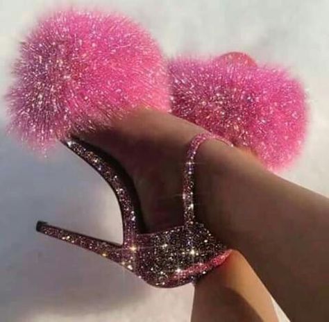 Sparkly Heels Aesthetic, Jorge Gonzalez, Sparkly High Heels, Silver Sparkly Heels, Pretty Heels, Heels Aesthetic, Fur Sandals, Heels Pink, Sparkly Shoes