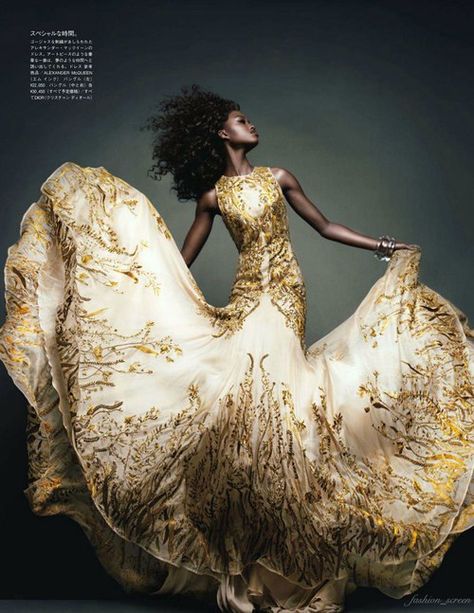 The Blacker The Berry, Ellie Saab, Couture Mode, Vogue Japan, Zac Posen, Looks Chic, Rachel Zoe, Gorgeous Gowns, Marchesa